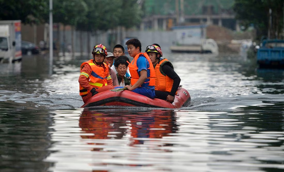 al como sucede con buena parte del hemisferio norte, China ha sufrido temperaturas récord e inundaciones en lo que va del año. Foto: AP