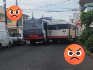 pelea-entre-autobuses-en-xalapa-focus-0-0-732-549