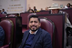 Presenta diputado propuesta de Ley de Obras Públicas para el estado