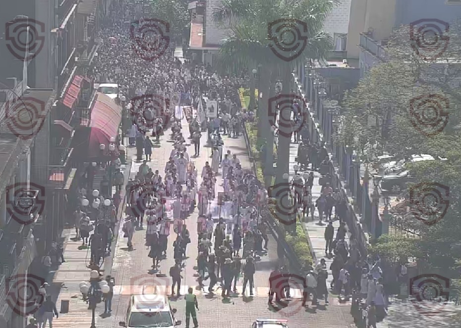 Corporaciones de seguridad del Ayuntamiento de Córdoba resguardan personas en peregrinación