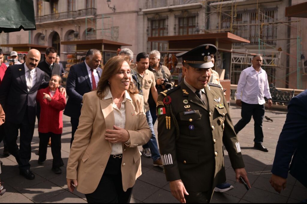 Gobernadora Rocío Nahle asegura el derecho a la libre expresión de las y los maestros 