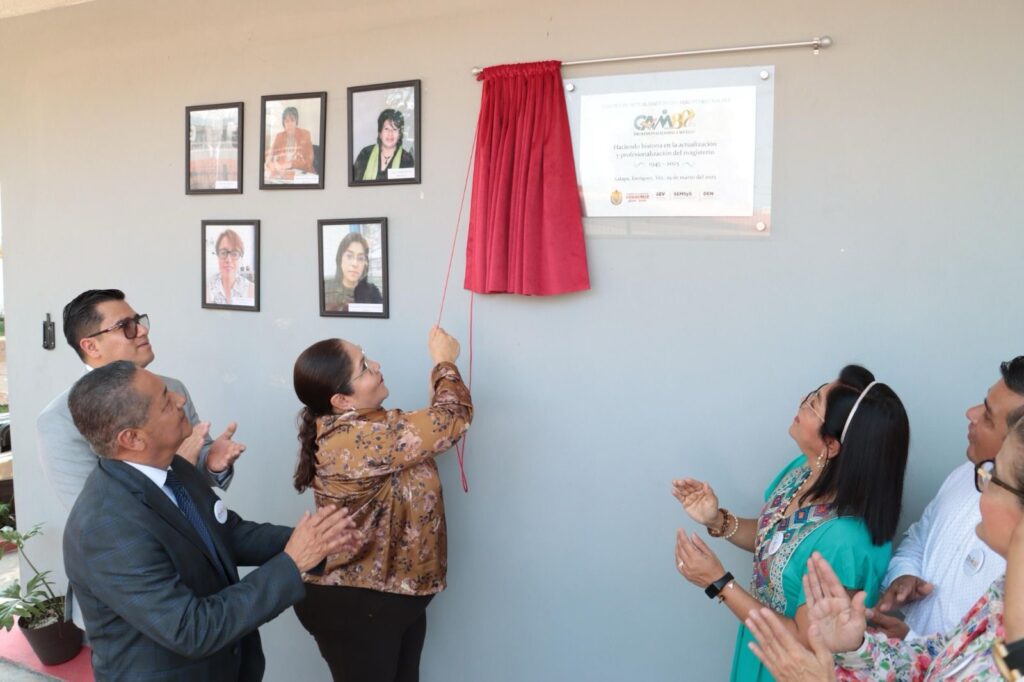 80 años de los CAM: pilar en la actualización de maestras y maestros en servicio