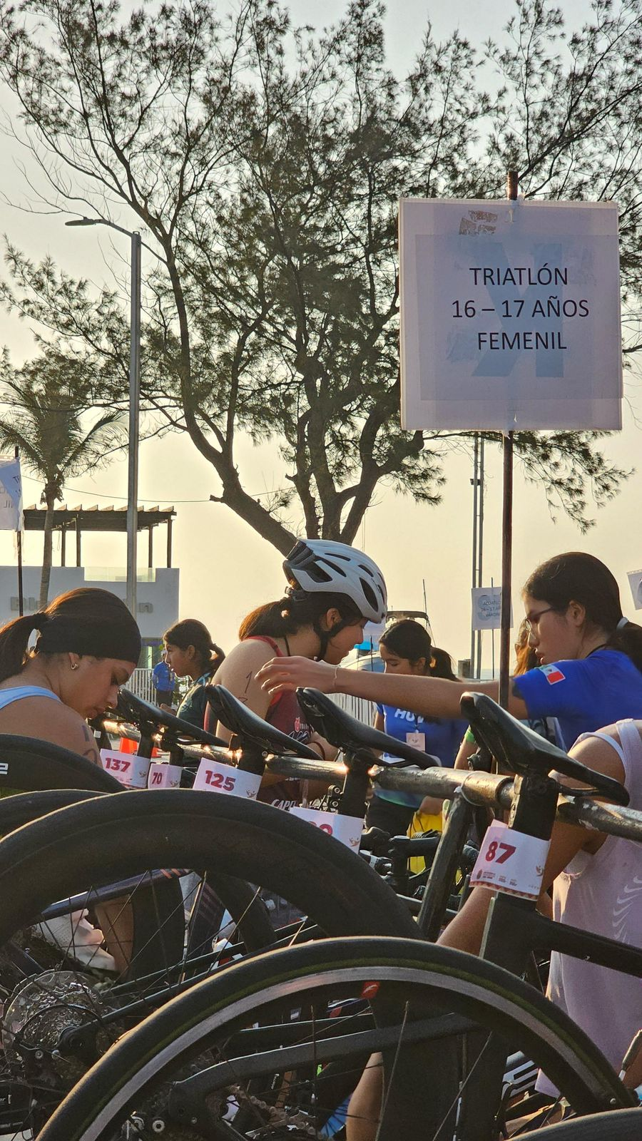 Gran nivel en el Selectivo Estatal de Triatlón; Xalapa impone su hegemonía