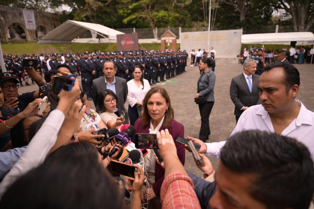 Gobernadora anuncia pago total al SAT sin nueva deuda y en 10 meses