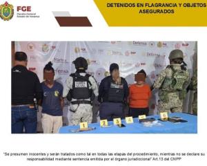 crop-w1200-h904-dos-detenidos-y-decomiso-de-drogas-tras-cateo-en-minatitlan-75f82b57-focus-0-0-300-240