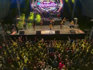 Enciende Grupo Aroma y cierra el escenario de la Expo Feria Córdoba 2025