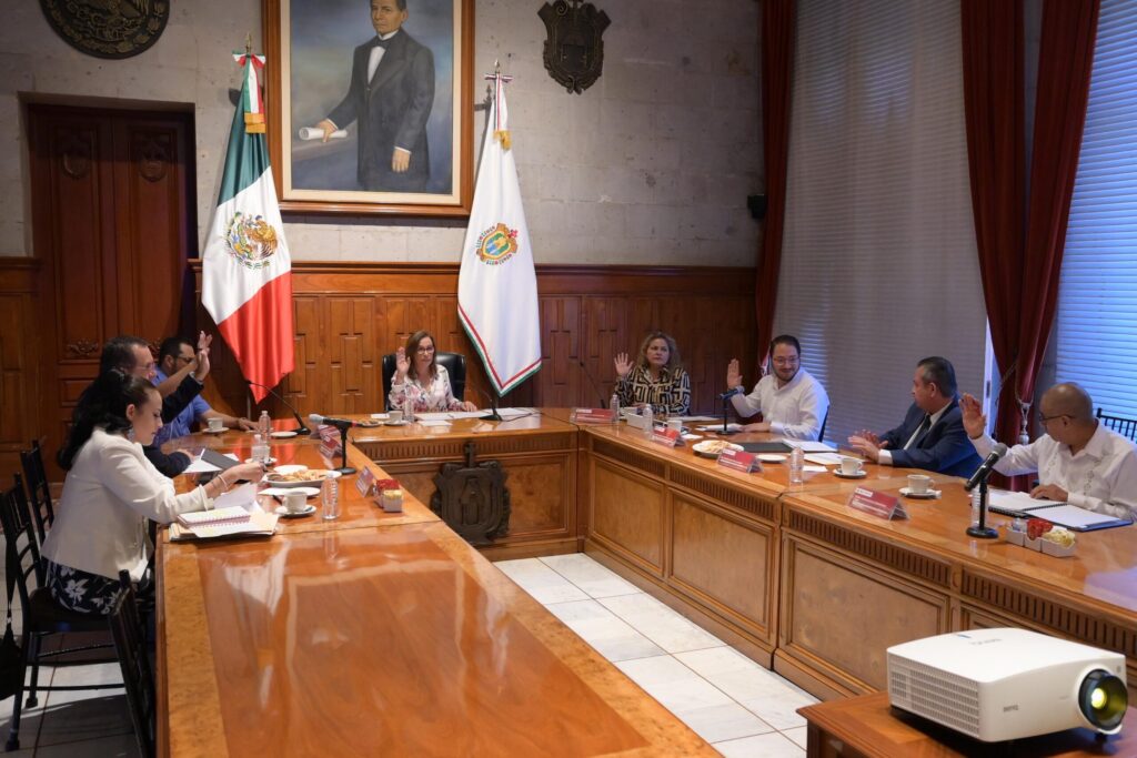 Encabeza Gobernadora Consejo Directivo de INVIVIENDA a favor de la certeza patrimonial