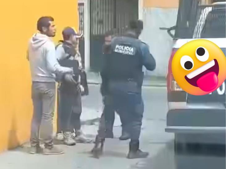 policia-de-xalapa-queda-en-ridiculo-74361435-focus-0.18-0.48-732-549
