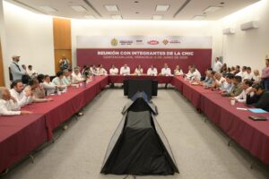 Rocío Nahle acelera obras en el sur de Veracruz con una inversión de mil mdp y asegura la generación de empleos