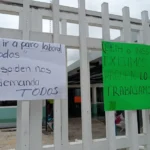 Trabajadores de LEIH inician paro de brazos caídos en Orizaba